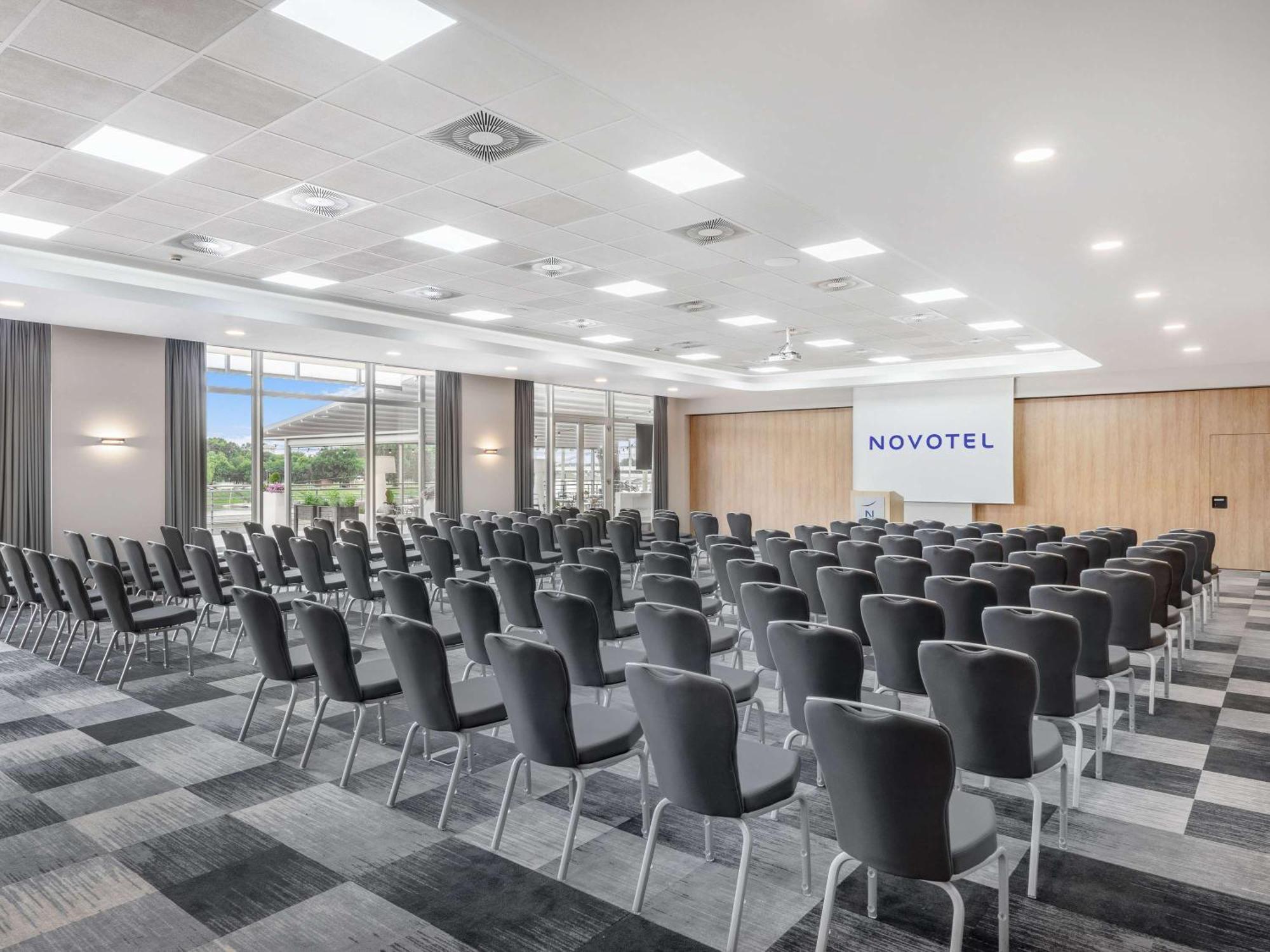 Novotel Szeged Luaran gambar
